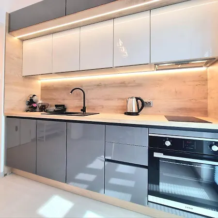 Apartament Bright & Modern Luxury Family Burgas