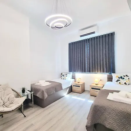 Bright & Modern Luxury Family Burgas