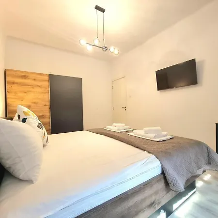 Bright & Modern Luxury Family Burgas